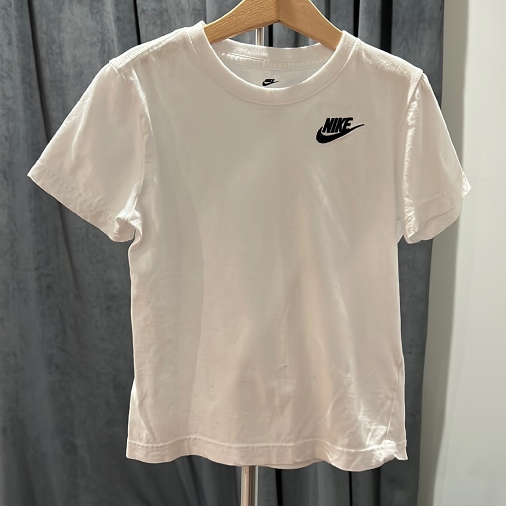 Nike Tee